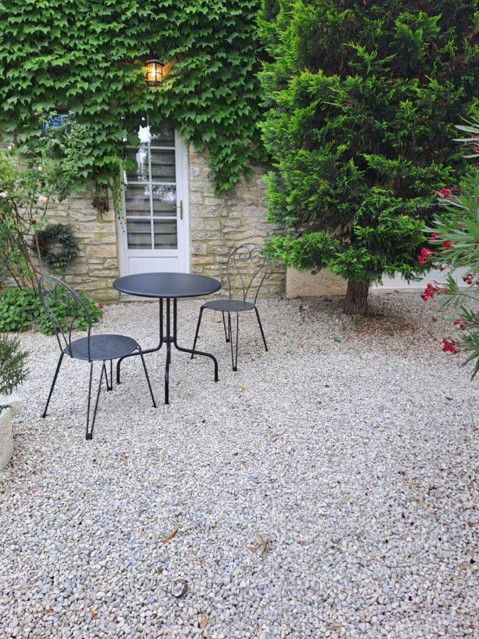 Le Gite Tilia Sablet Luaran gambar